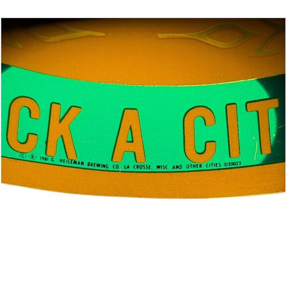 Vintage 1981 Falls City Beer Lighted Sign Oval Wall Bar Decor Pick A City - Picture 2 of 16